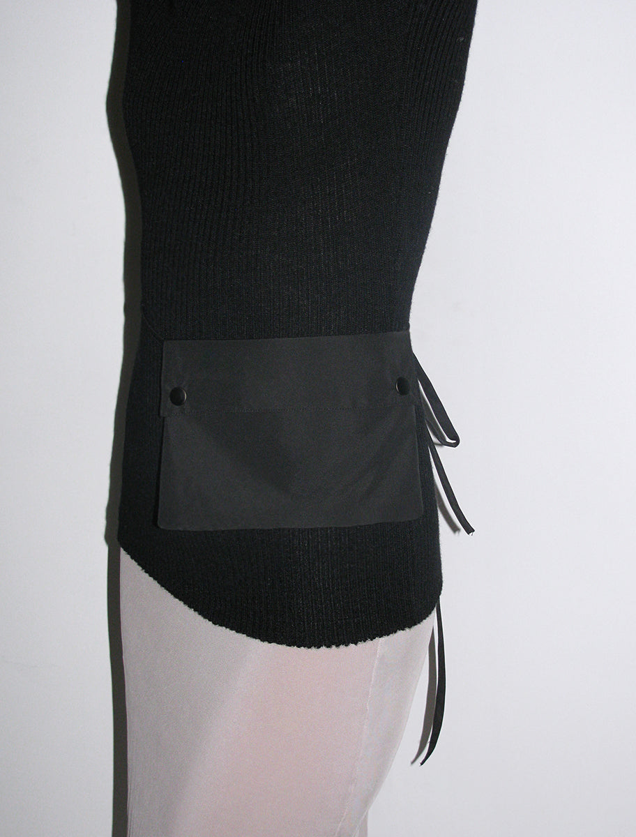 Lichen high neck knitted top removable bag