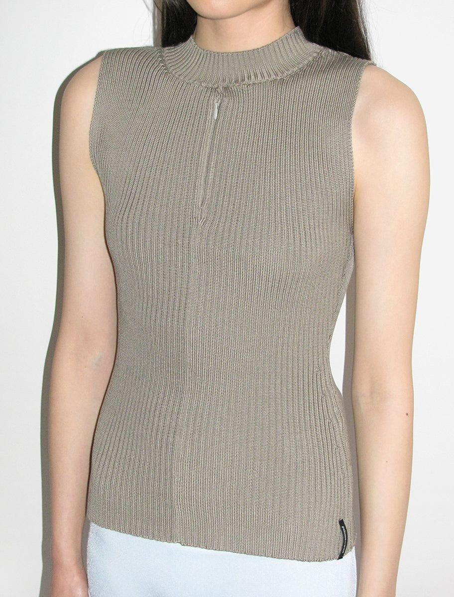 ATORI-Black knitted sleeveless top with front chest zip